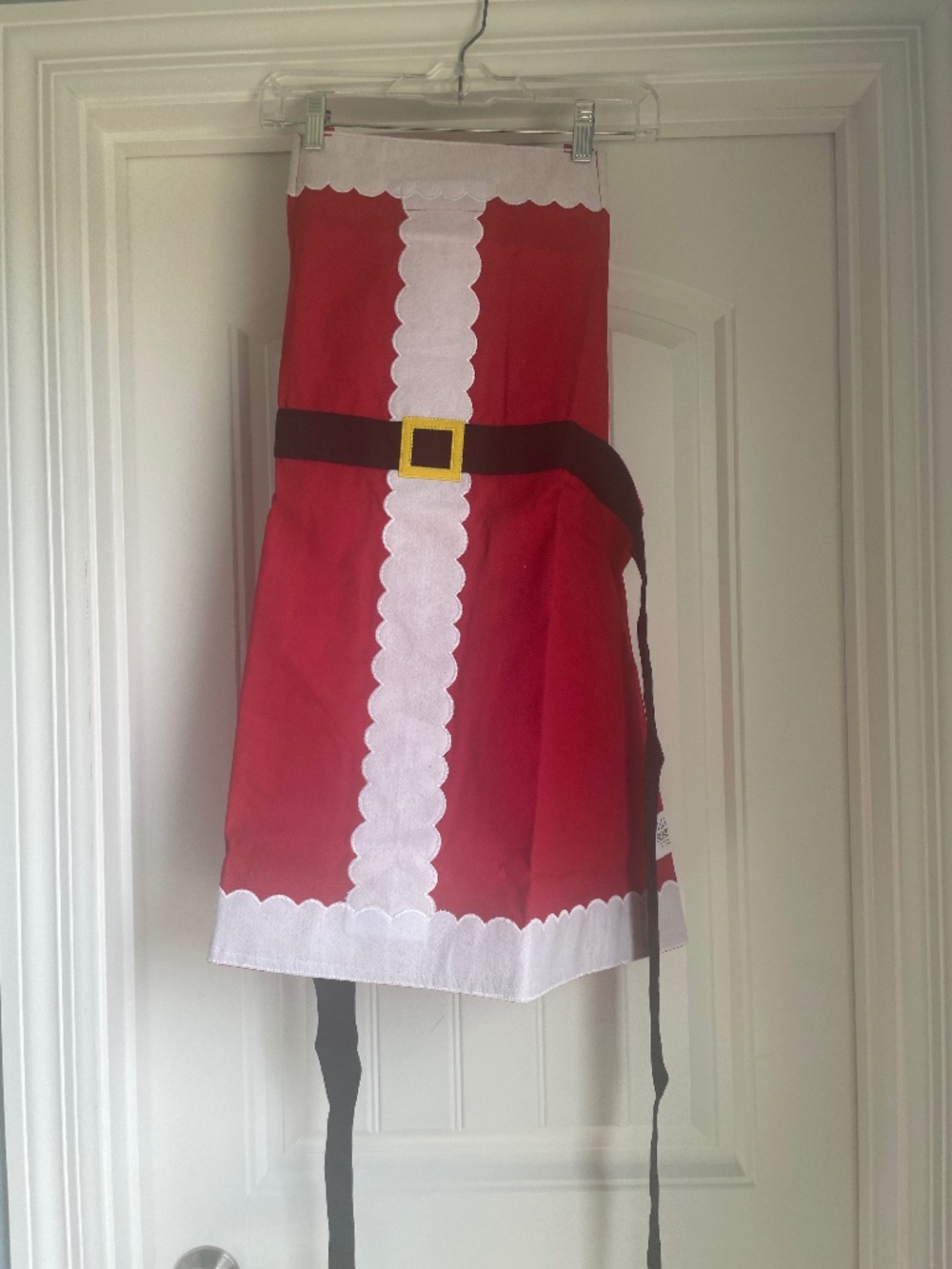 Williams Sonoma Mrs. Claus Host Apron -- Adult Size